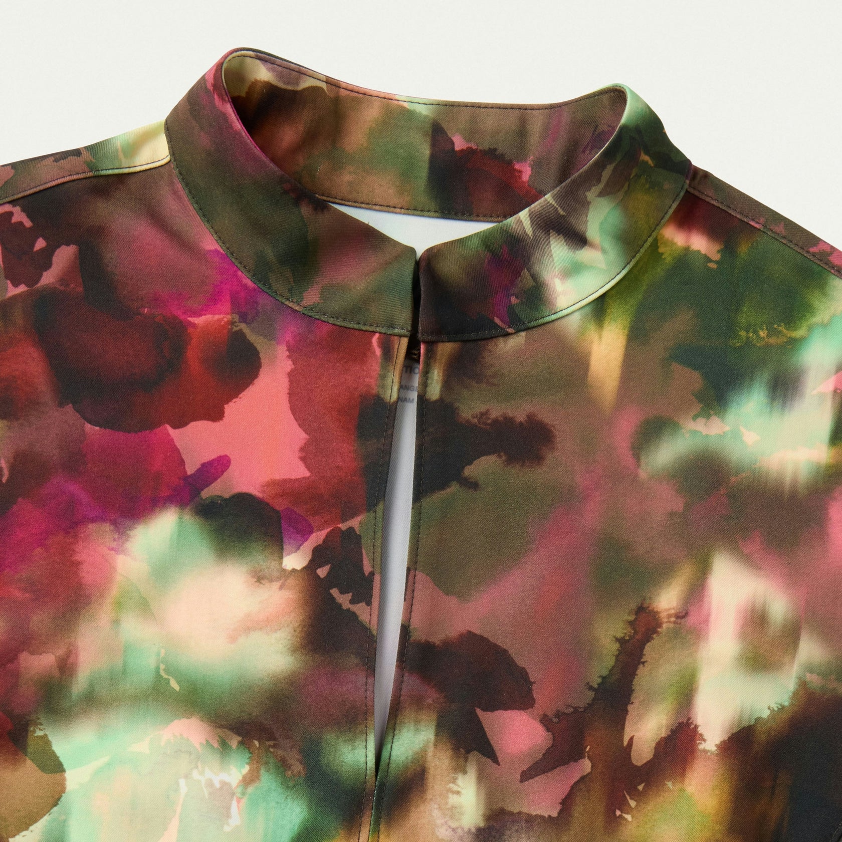 Aria Fit & Flare Mock-Neck Scrub Top - Floral Haze - WOMEN'S TOPS - Jaanuu