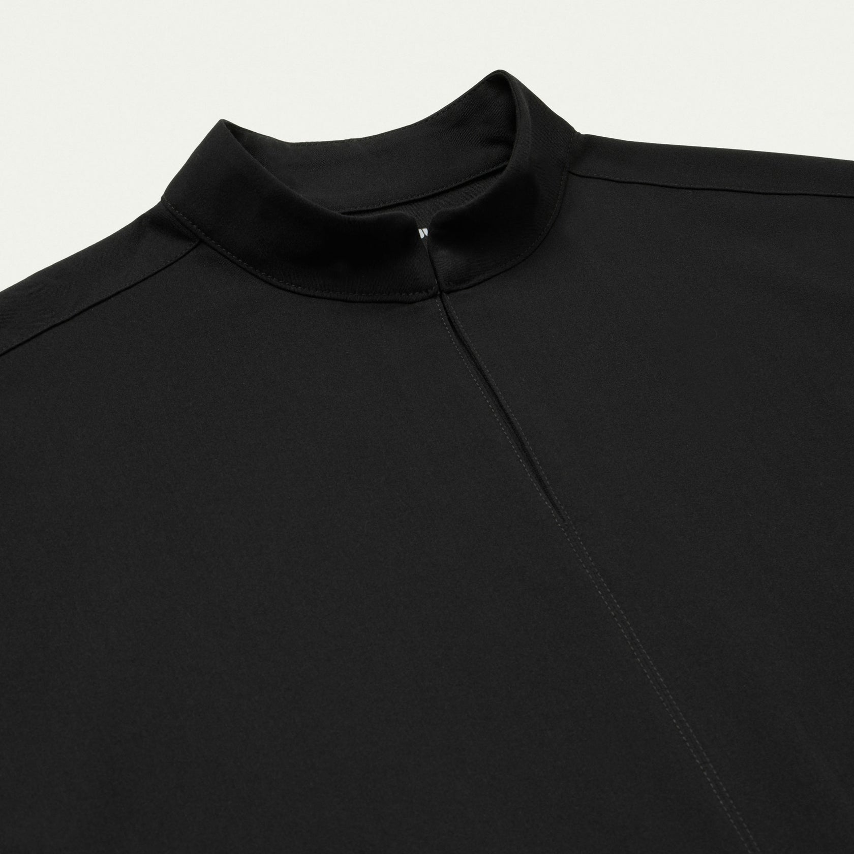 Aris Oversized 2-Pocket Scrub Top - Black - WOMEN'S TOPS - Jaanuu