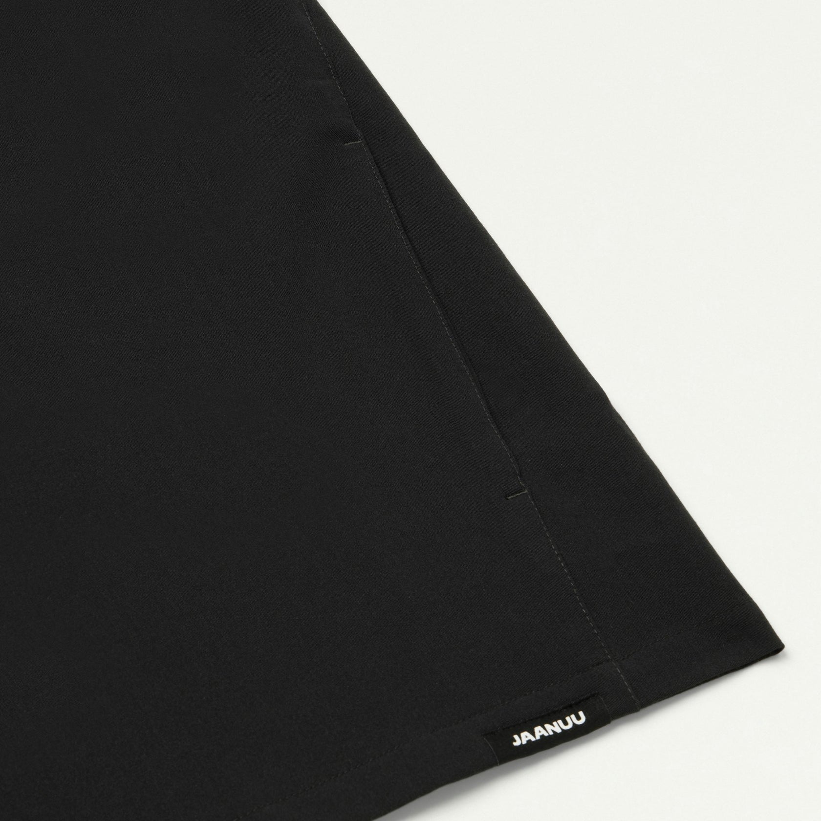 Aris Oversized 2-Pocket Scrub Top - Black - WOMEN'S TOPS - Jaanuu