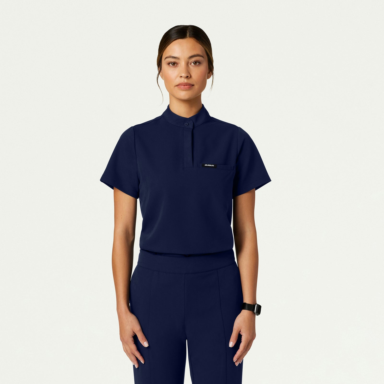 Savi Tuck-In Stand-Collar Scrub Top Midnight Navy – Jaanuu