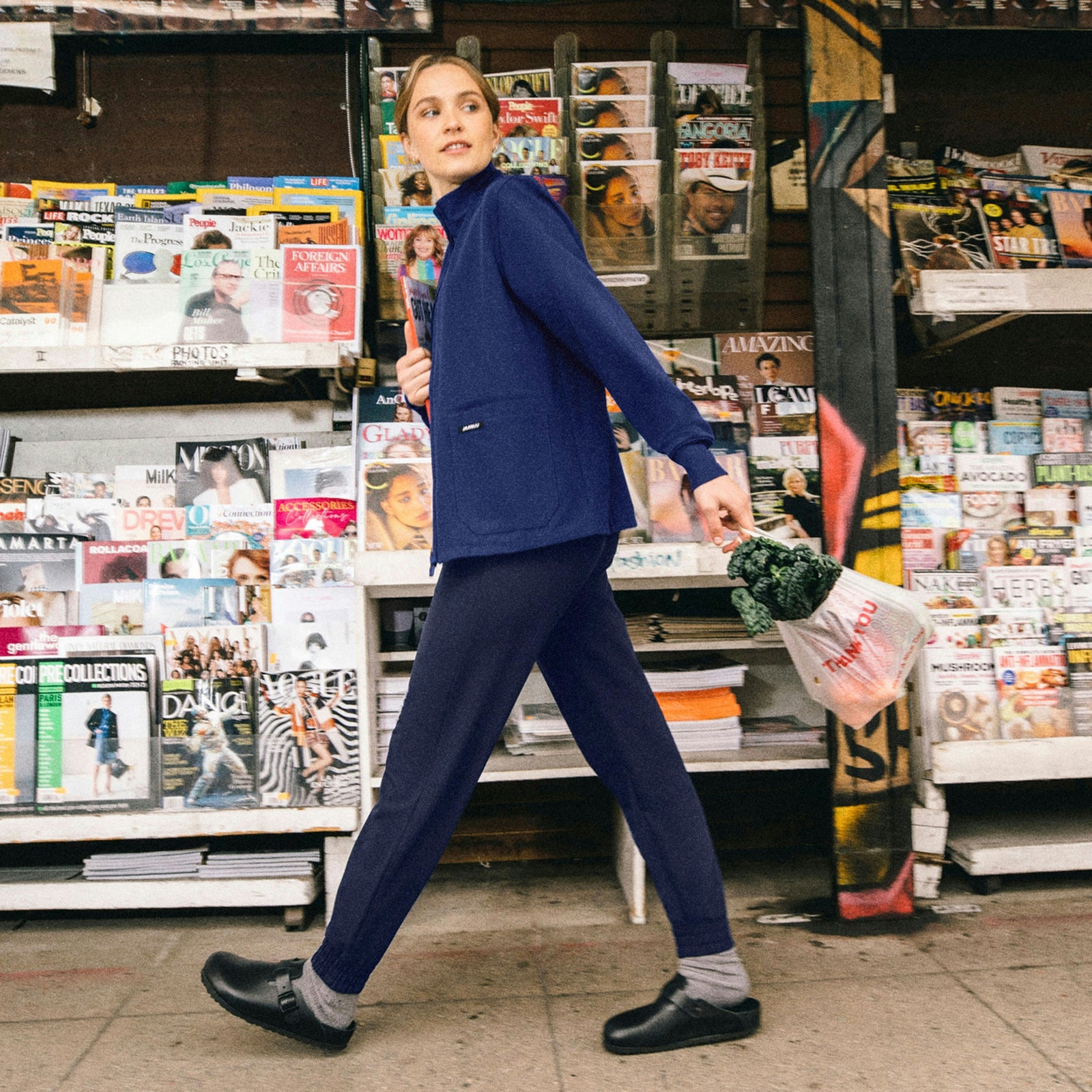 Neo Everyday Cargo Scrub Jogger - Midnight Navy