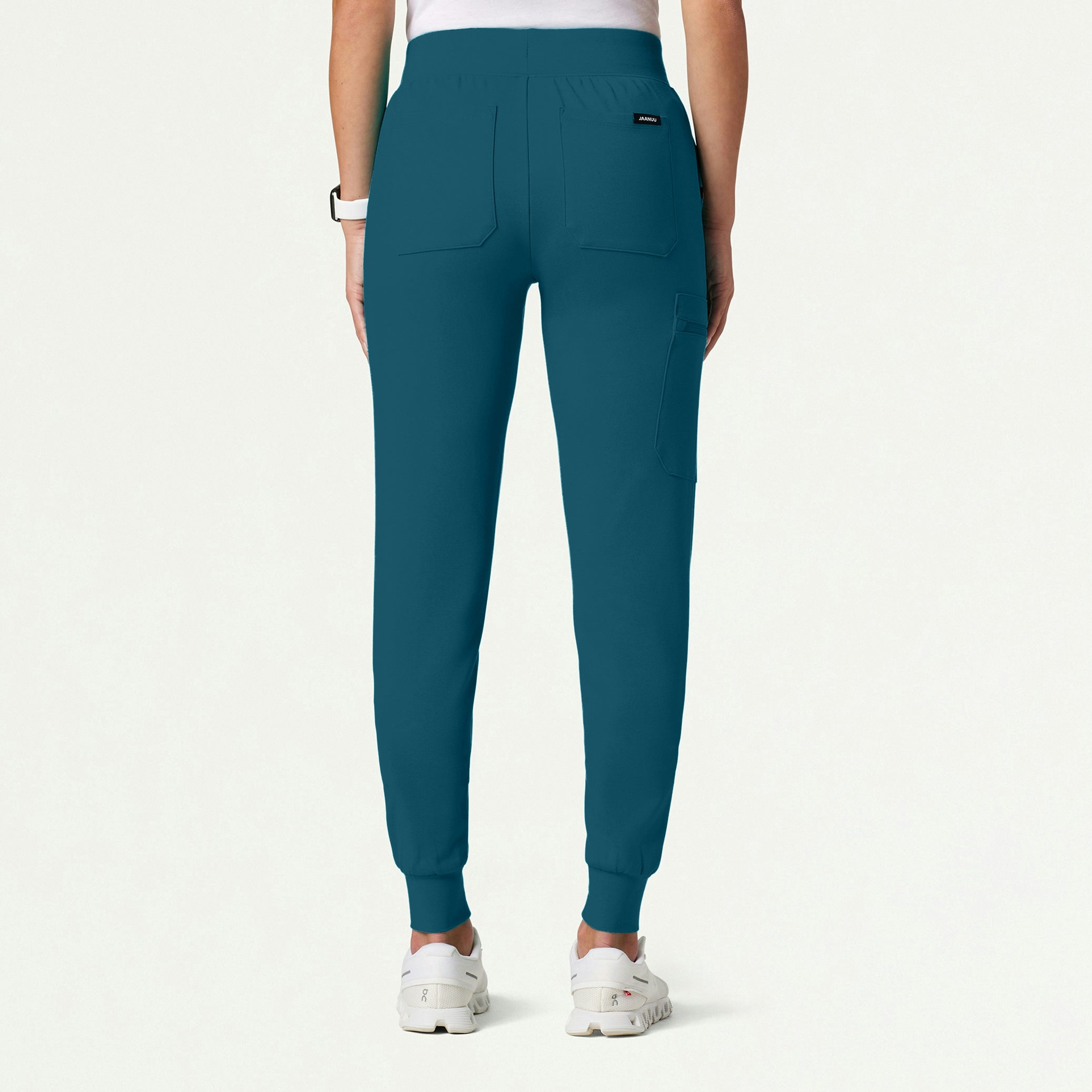 The Newland Essential Scrub Set - Caribbean Blue