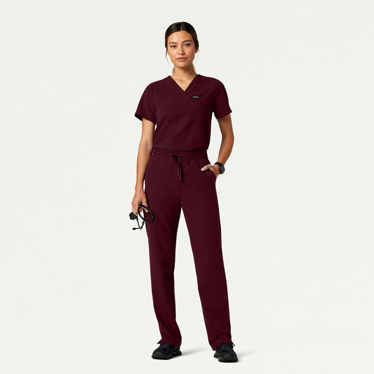 The Yuri Essential Scrub Set - Burgundy