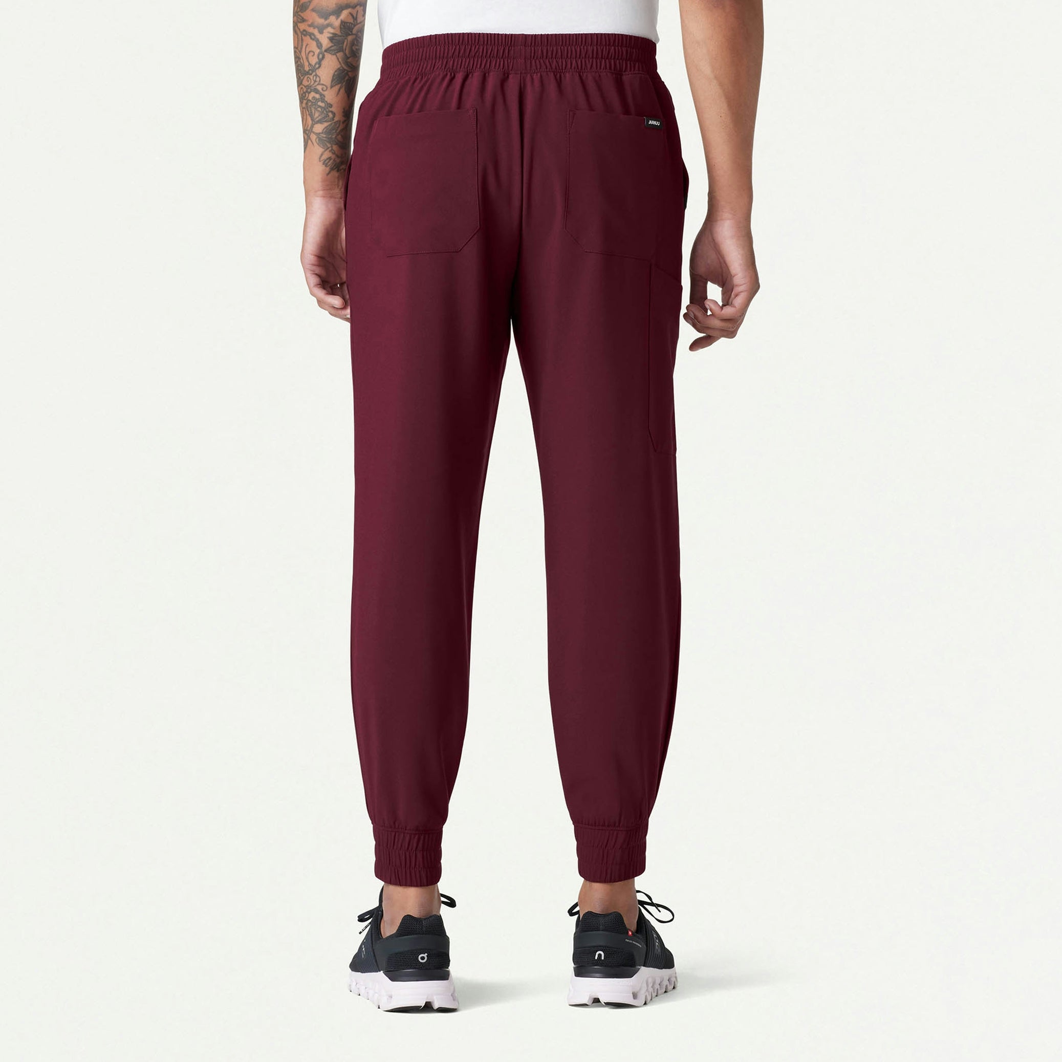 The Atmos Essential Scrub Set - Burgundy