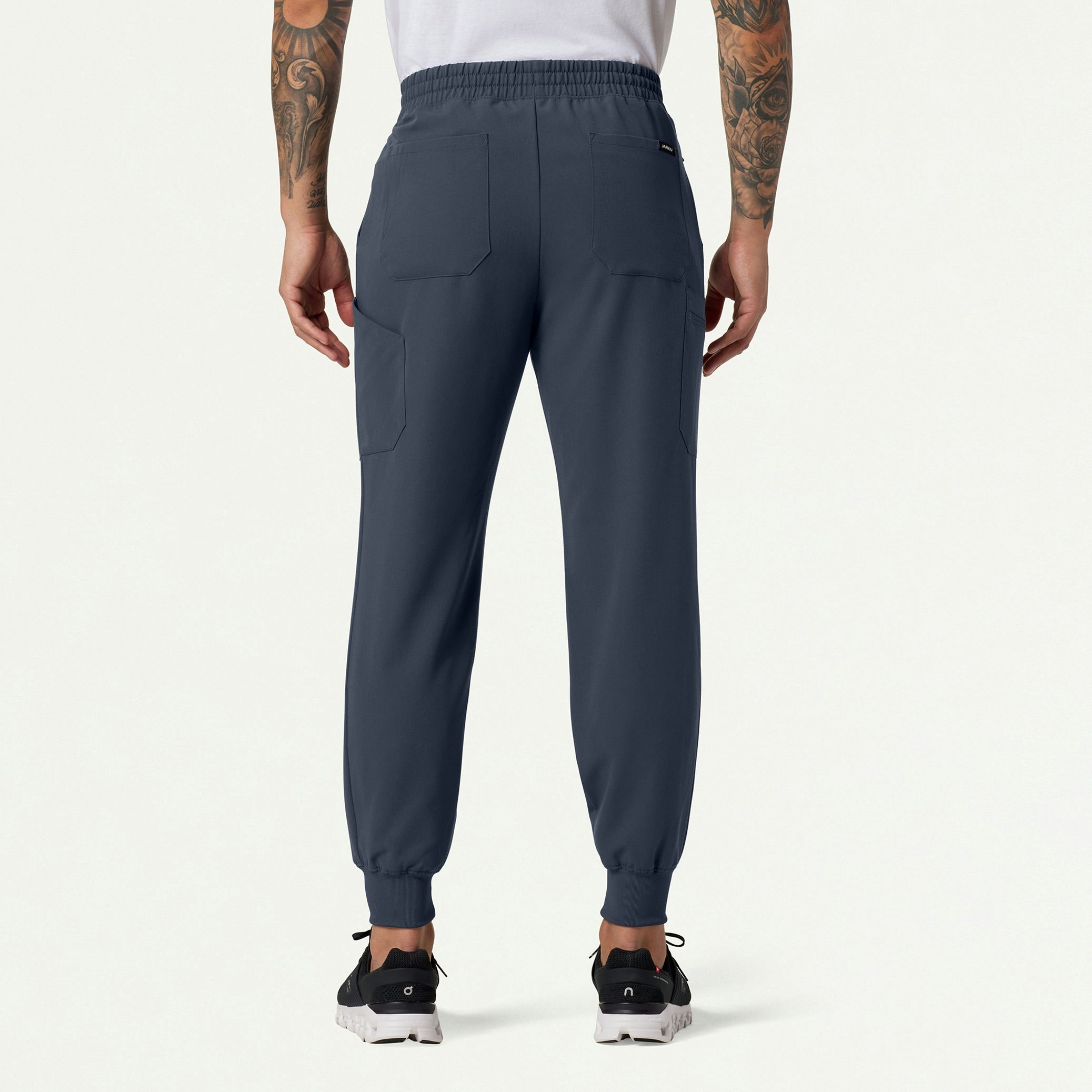The Auggie Fleece Scrub Set - Carbon Gray