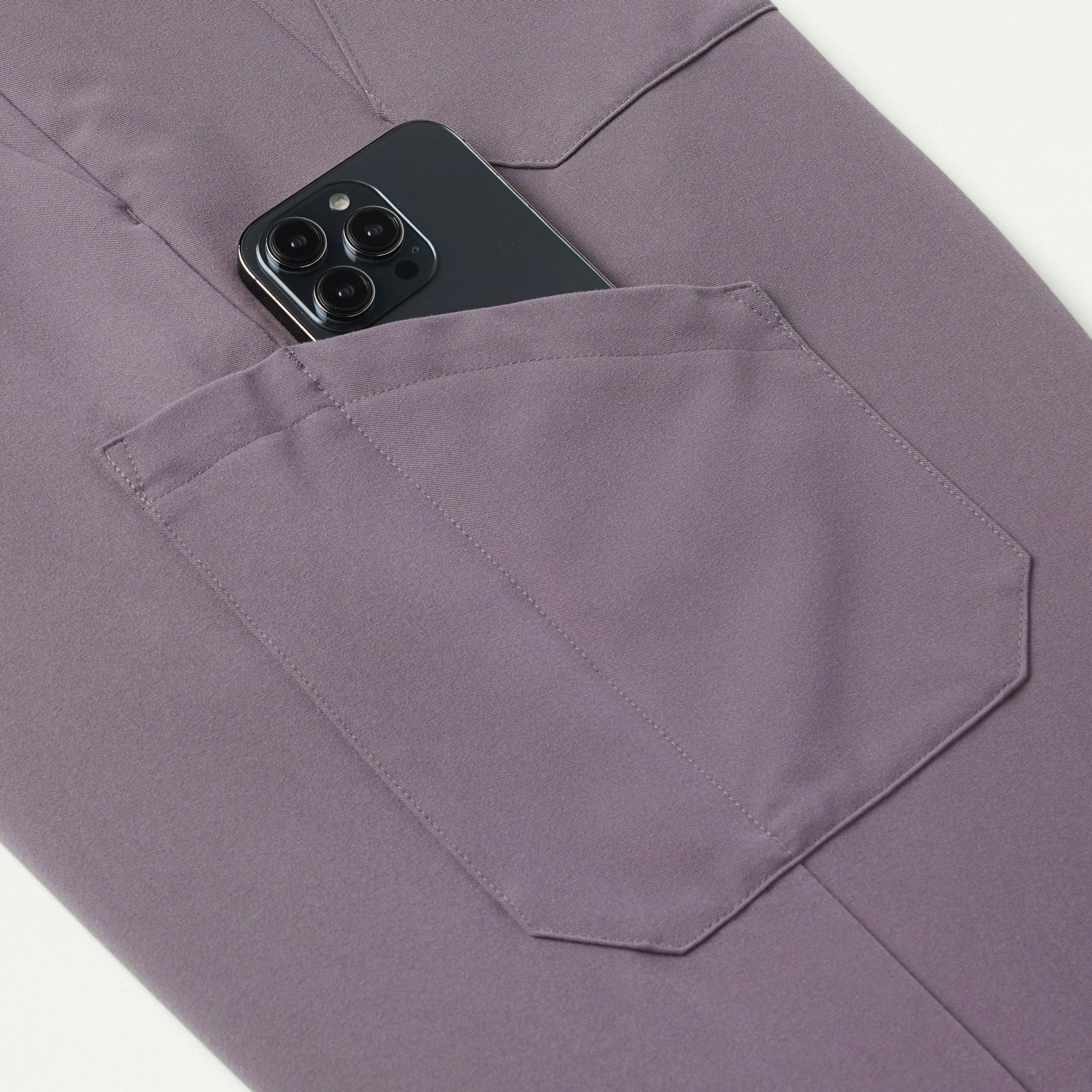 Osmo 8-Pocket Scrub Jogger - Titanium - MEN'S PANTS - Jaanuu