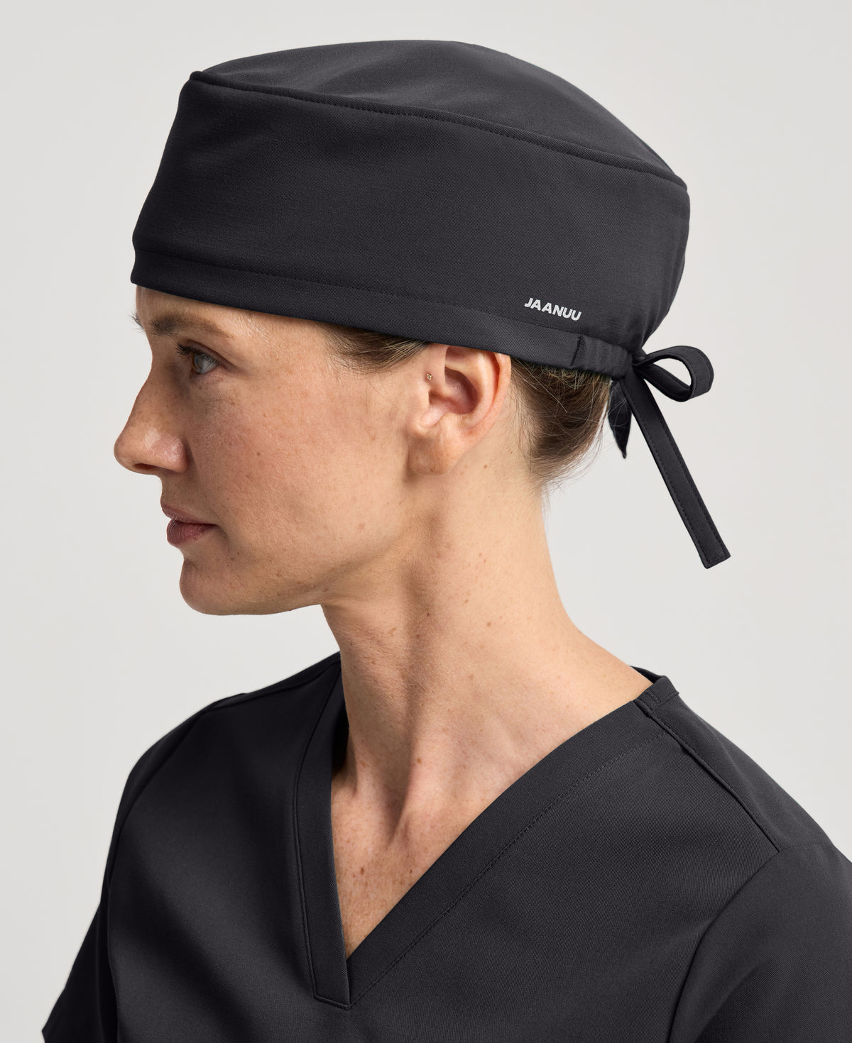 Jaanuu Classic Scrub Cap in Black, product photo 1 of 6