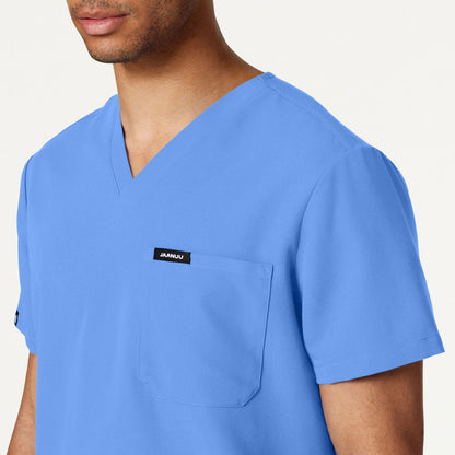 Holmes Everyday 1-Pocket Scrub Top - Ceil Blue on-body detail