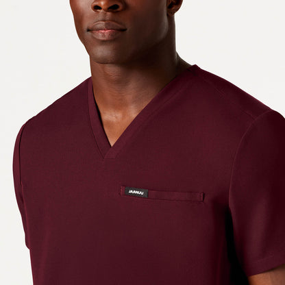 Platt 3-Pocket Scrub Top - Burgundy on-body detail