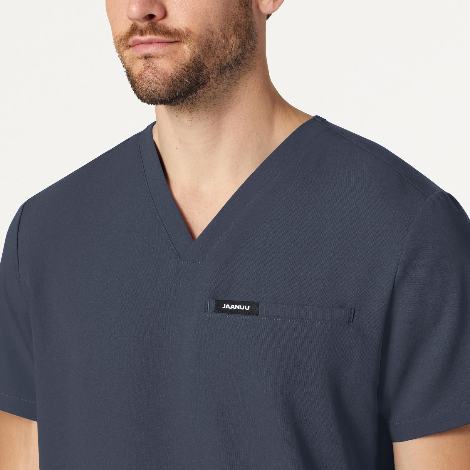 Platt 3-Pocket Scrub Top - Carbon Gray on-body detail