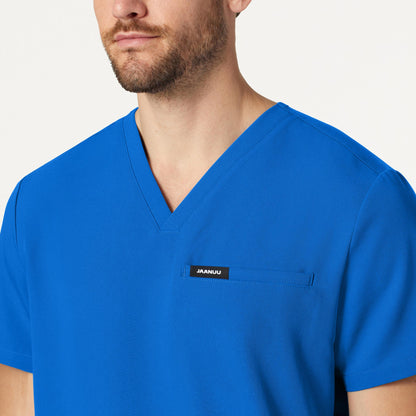 Platt 3-Pocket Scrub Top - Royal Blue on-body detail