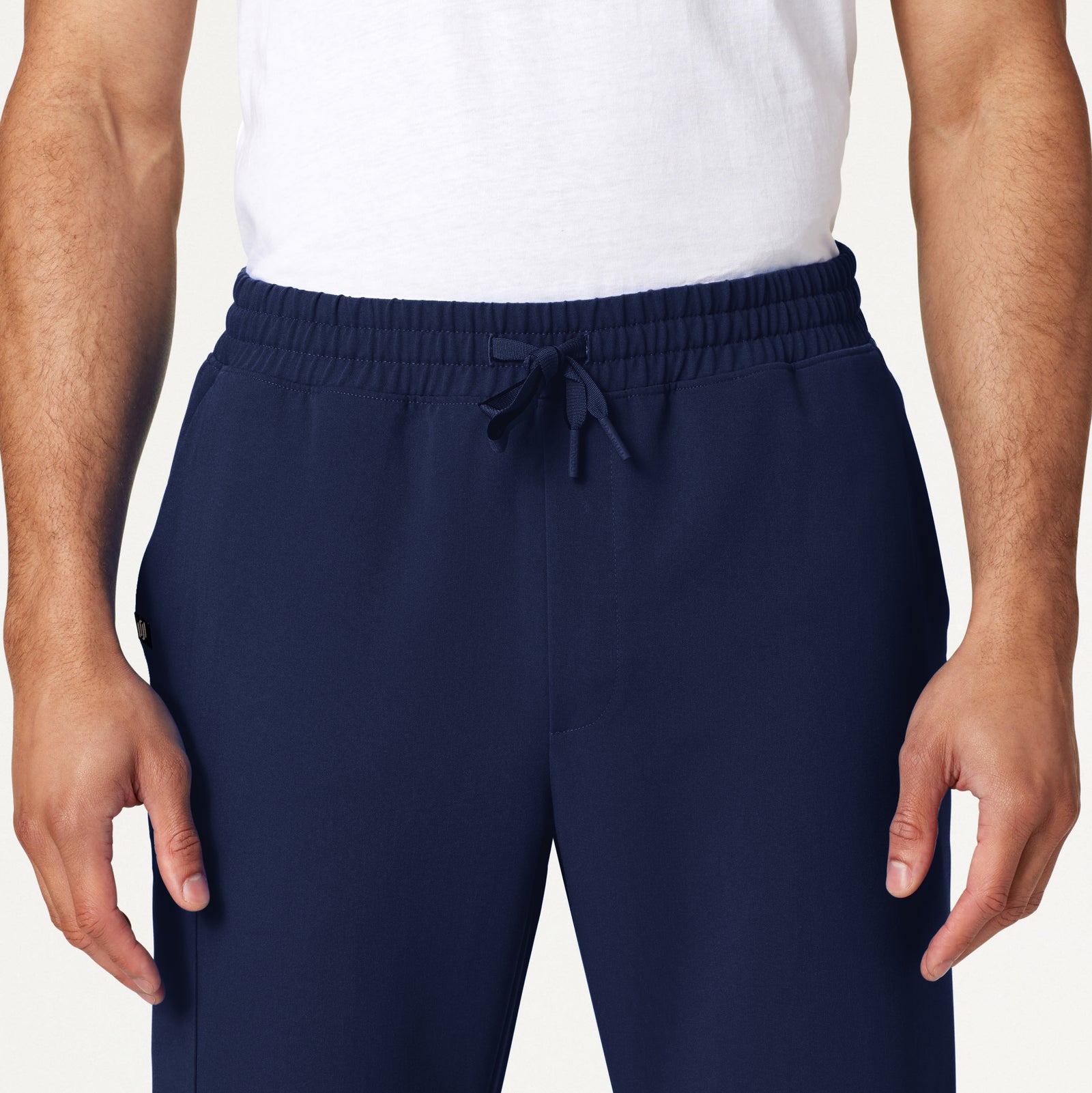 Rhodes Everyday Straight-Leg Scrub Pant - Midnight Navy on-body detail