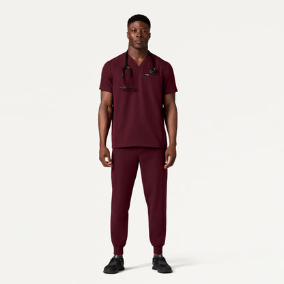 Osmo 8-Pocket Scrub Jogger - Burgundy