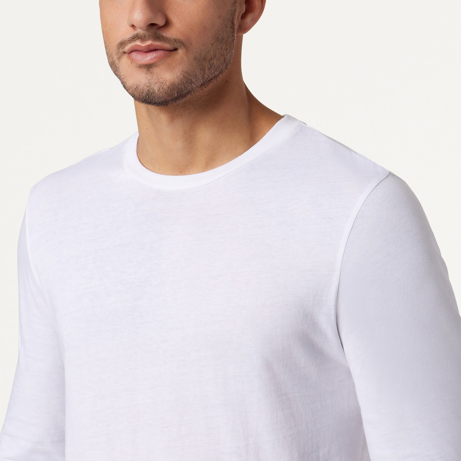 Regenˣ Cotton Underscrub - White on-body detail