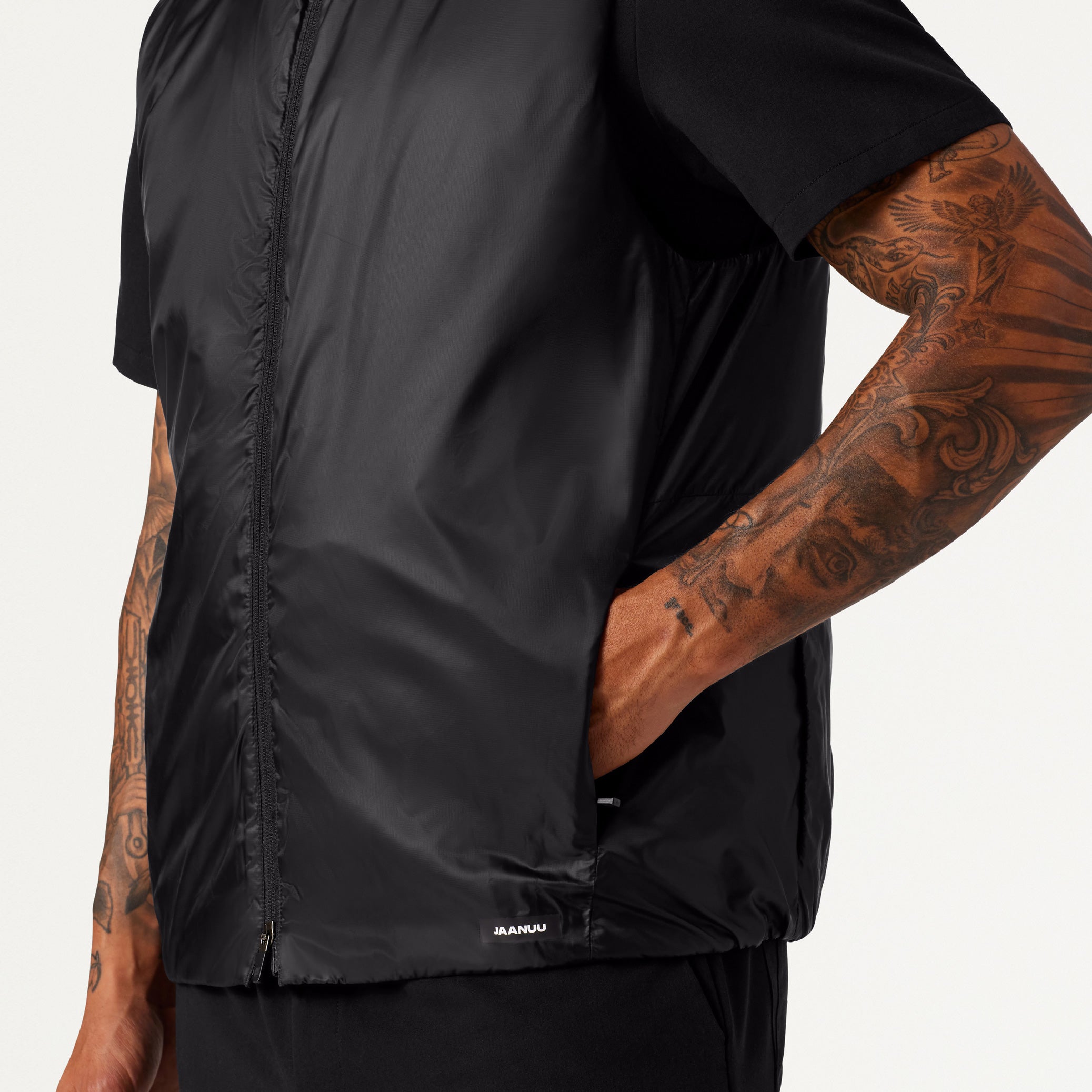 Phantom Insulated Vest - Black – JAANUU