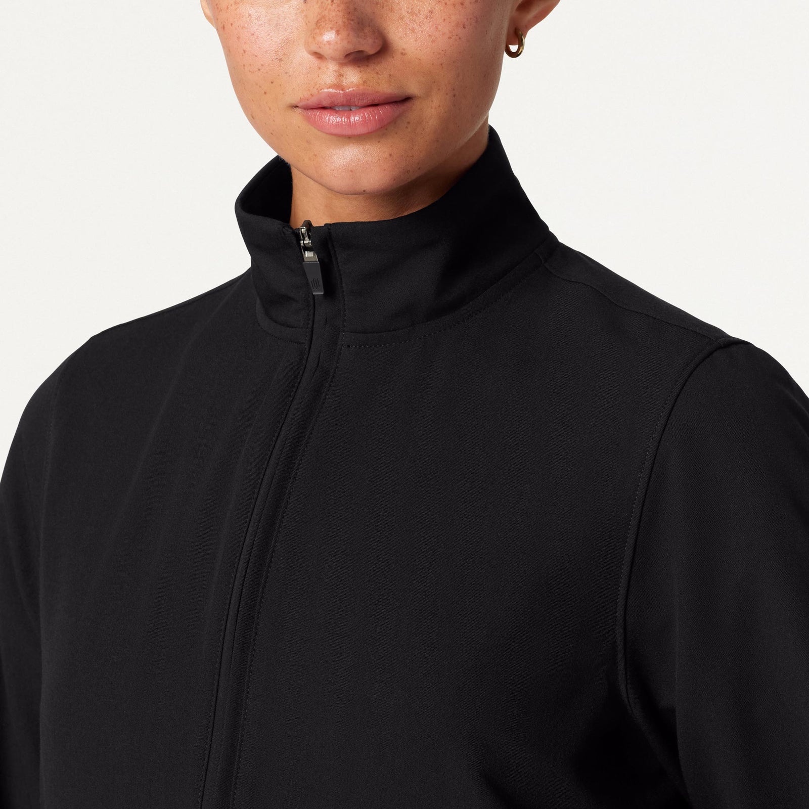 Ceri Essential 6-Pocket Scrub Jacket - Black on-body detail
