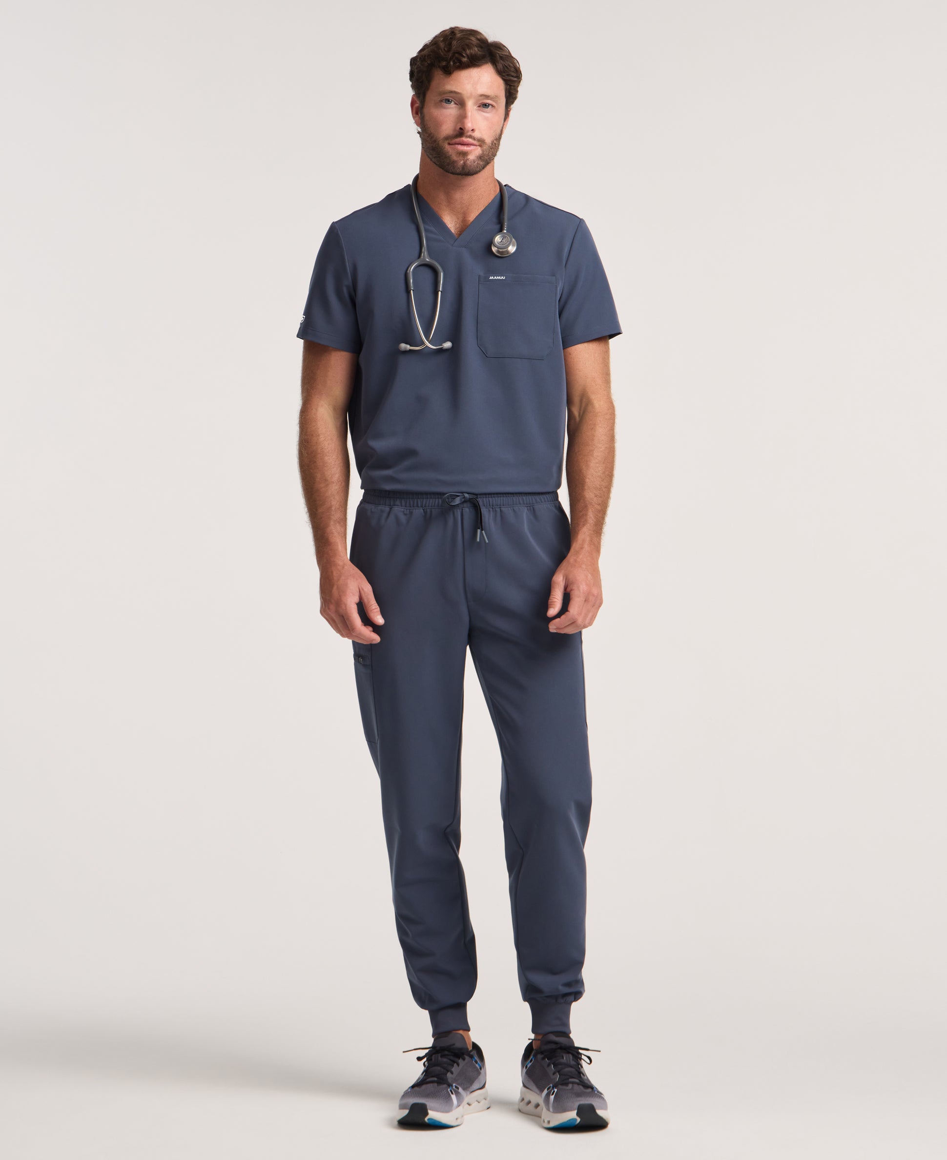 The Performance Scrub Set - Carbon Gray