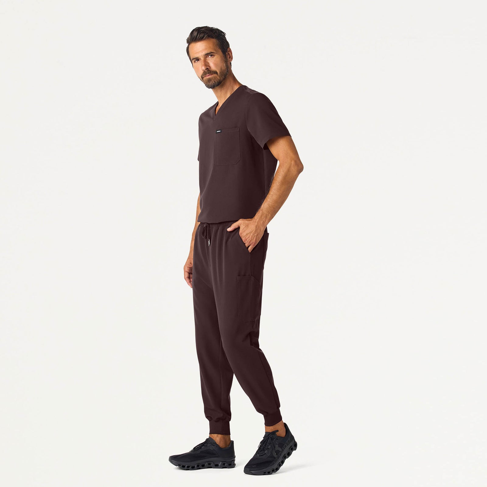 Osmo 8-Pocket Scrub Jogger - Black
