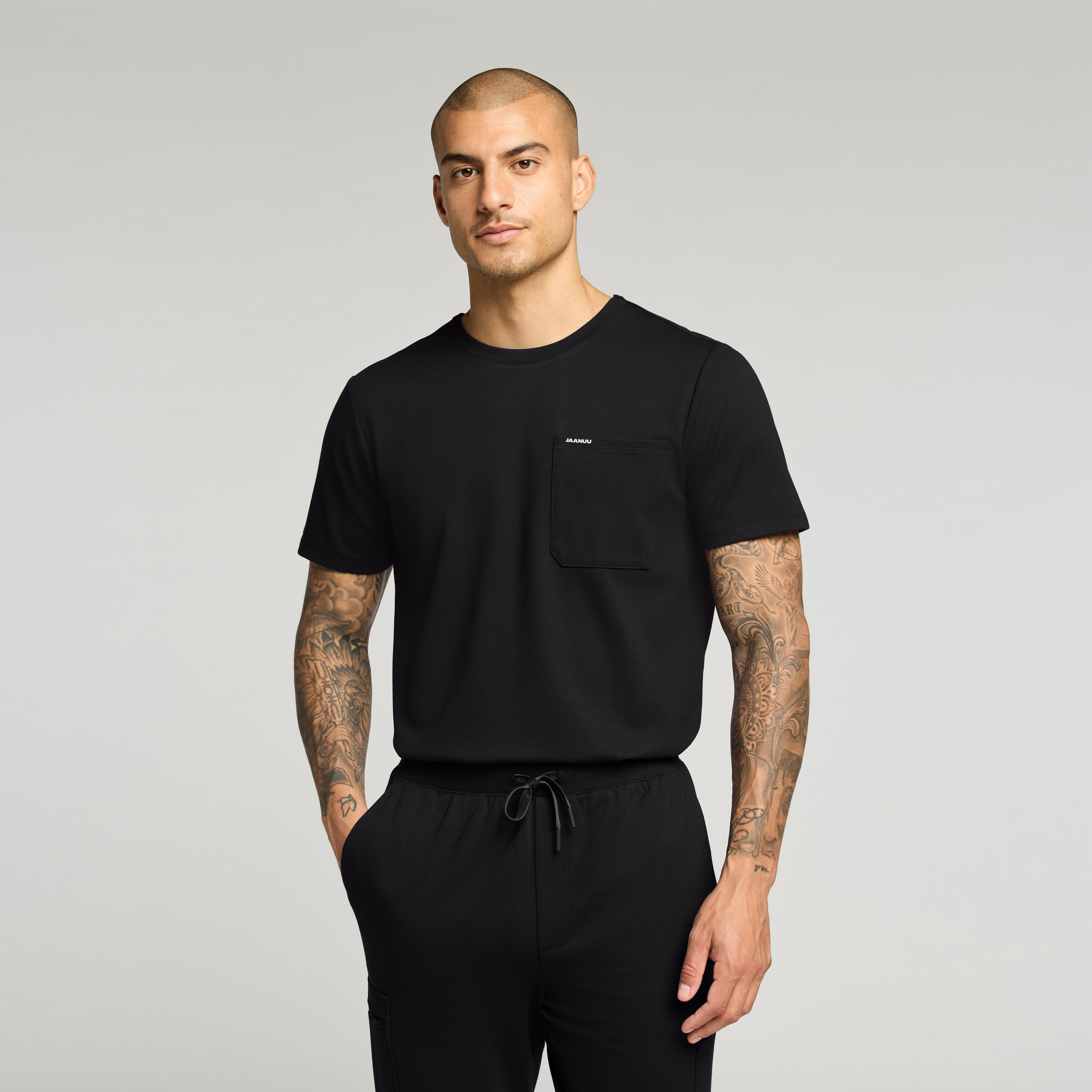 Finn Slim Crewneck Scrub Top - Black