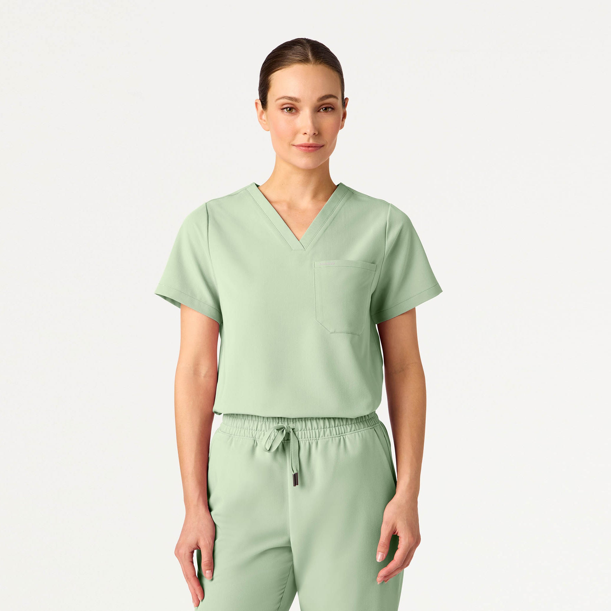 Rhena Essential 1-Pocket Scrub Top - Mint