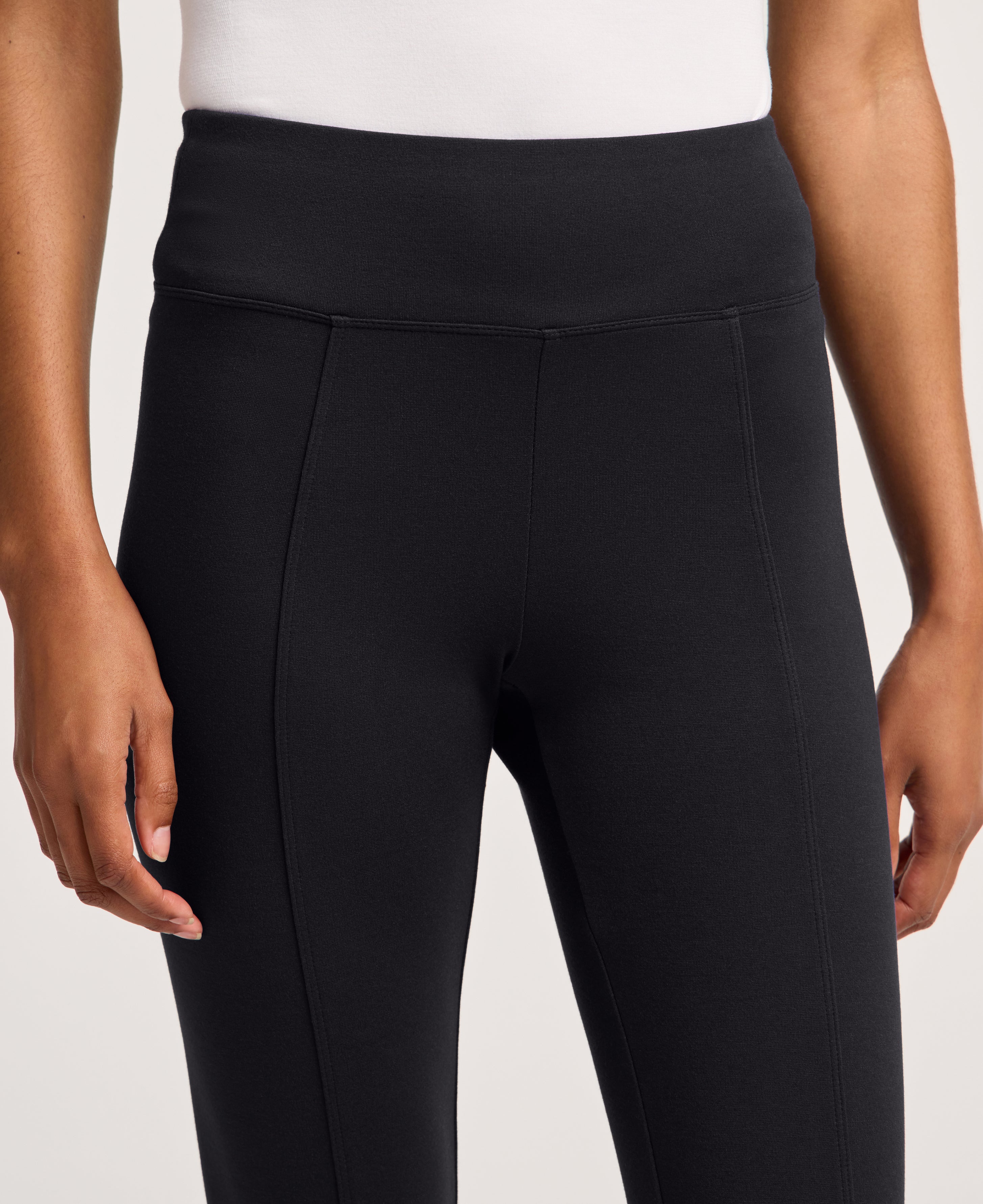 Jaanuu Ivy Yoga Scrub Pant in Black, product photo 3 of 6