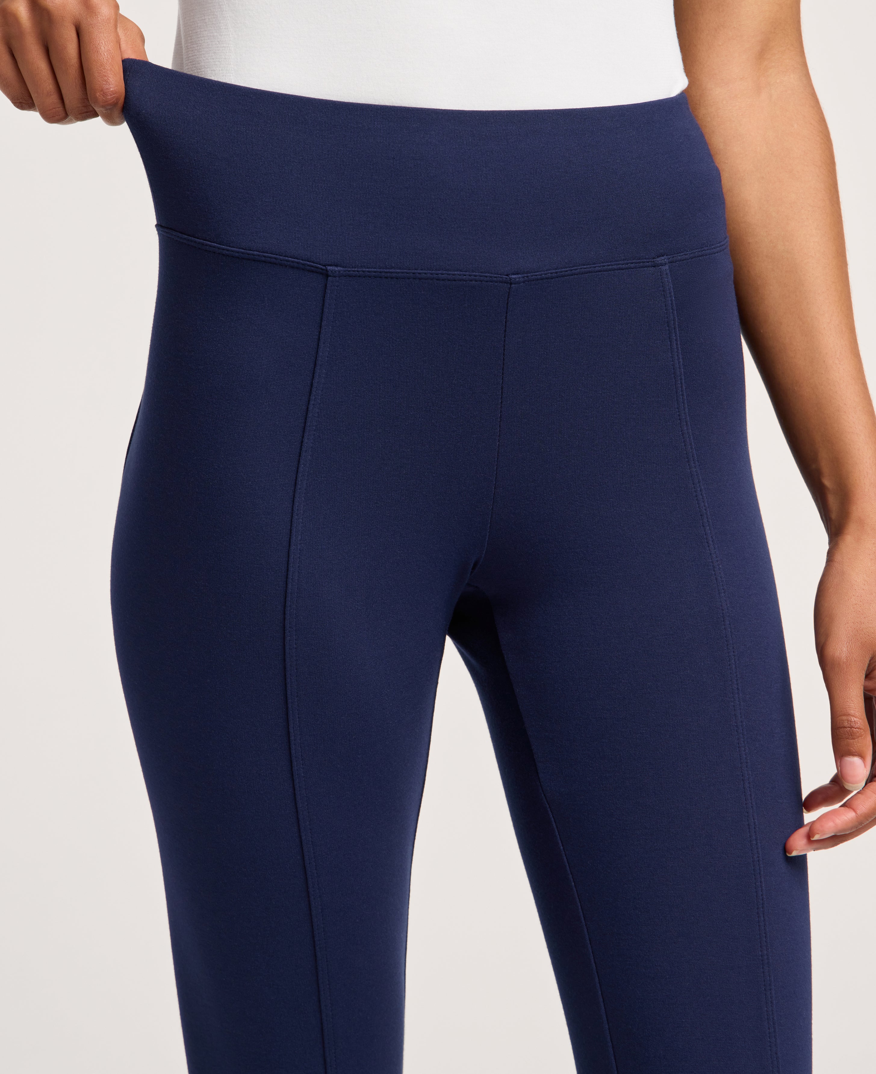 Jaanuu Ivy Yoga Scrub Pant in Midnight Navy, product photo 3 of 6