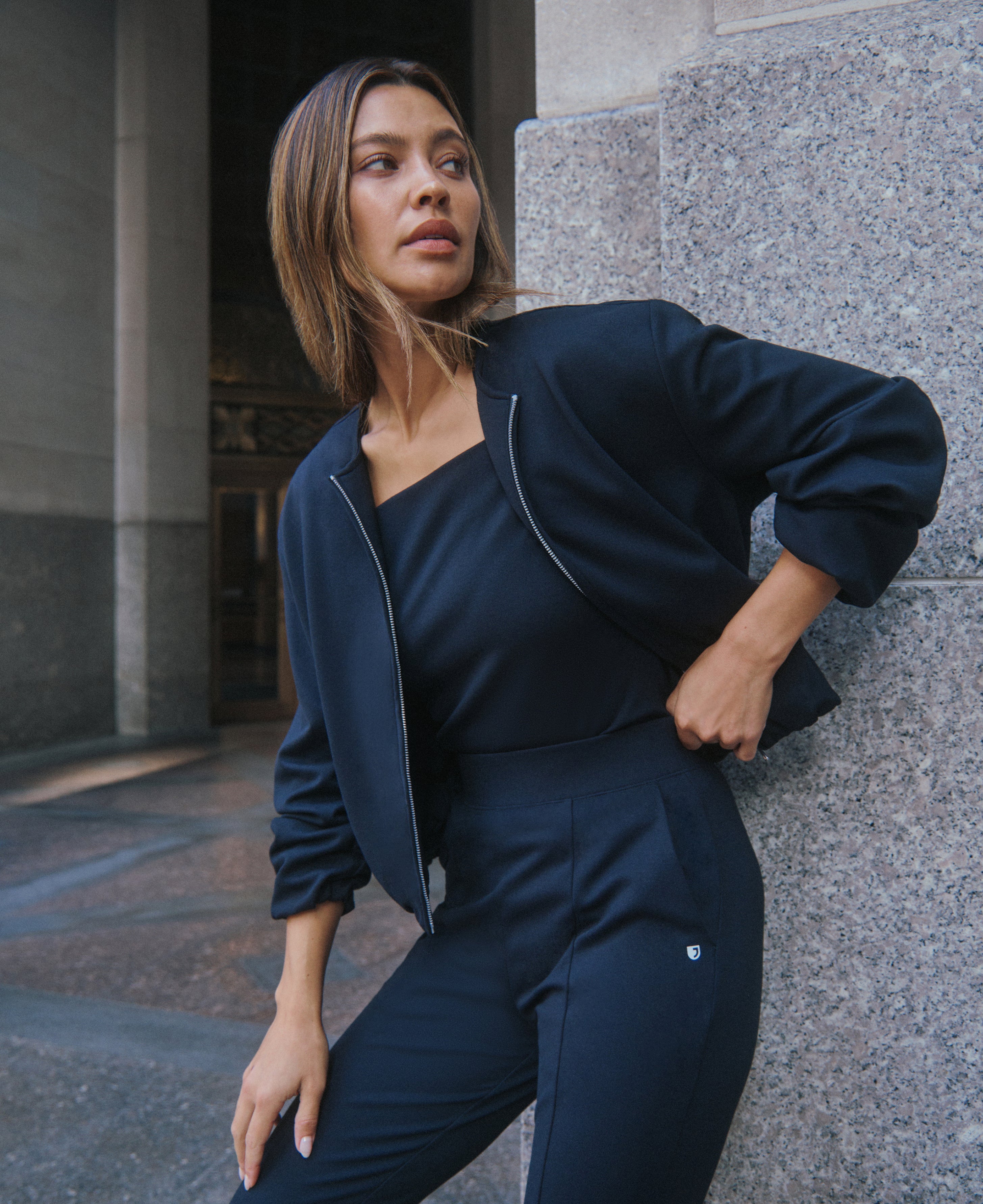 Evyn Blouson Scrub Jacket - Black