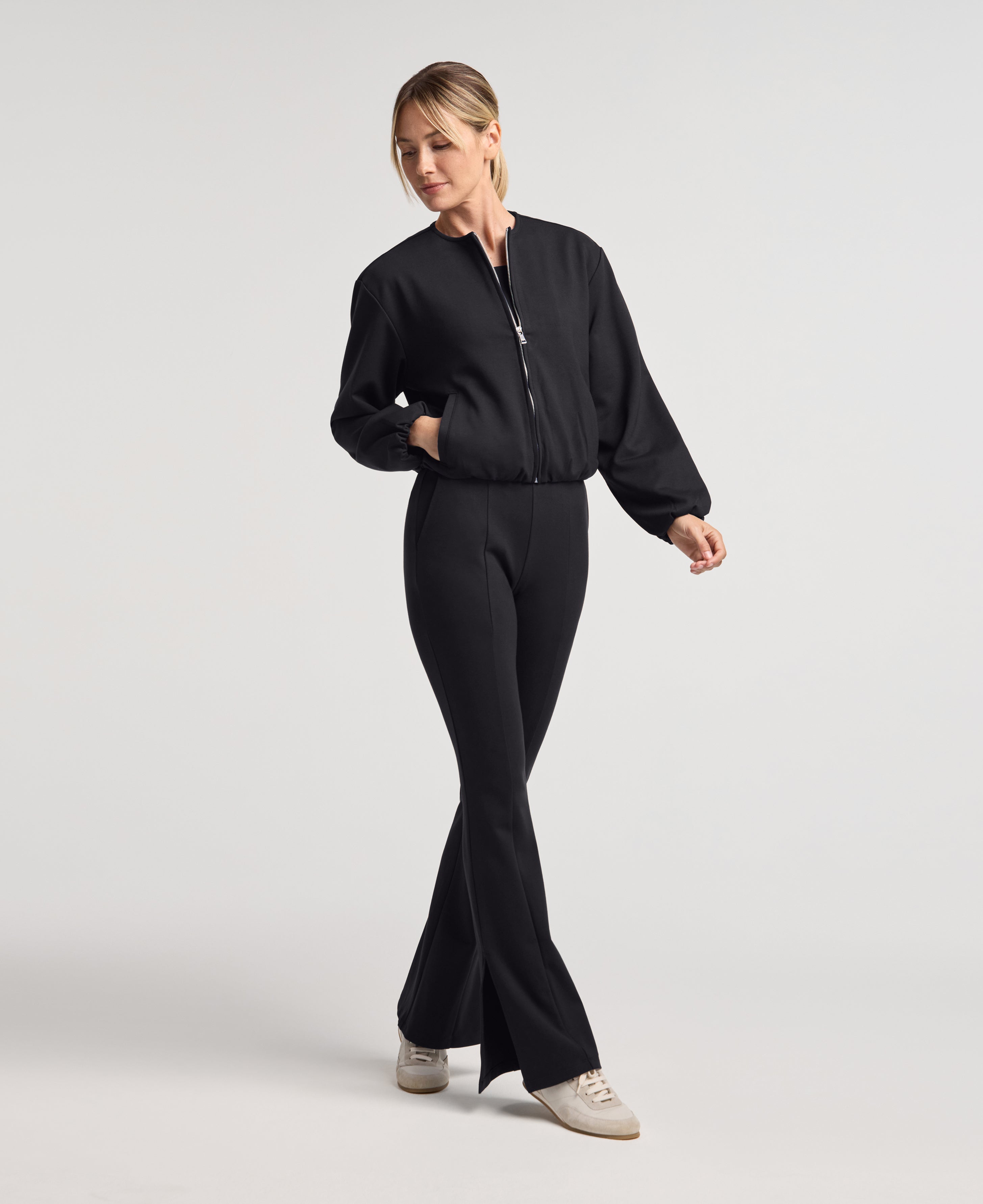 Evyn Blouson Scrub Jacket - Black