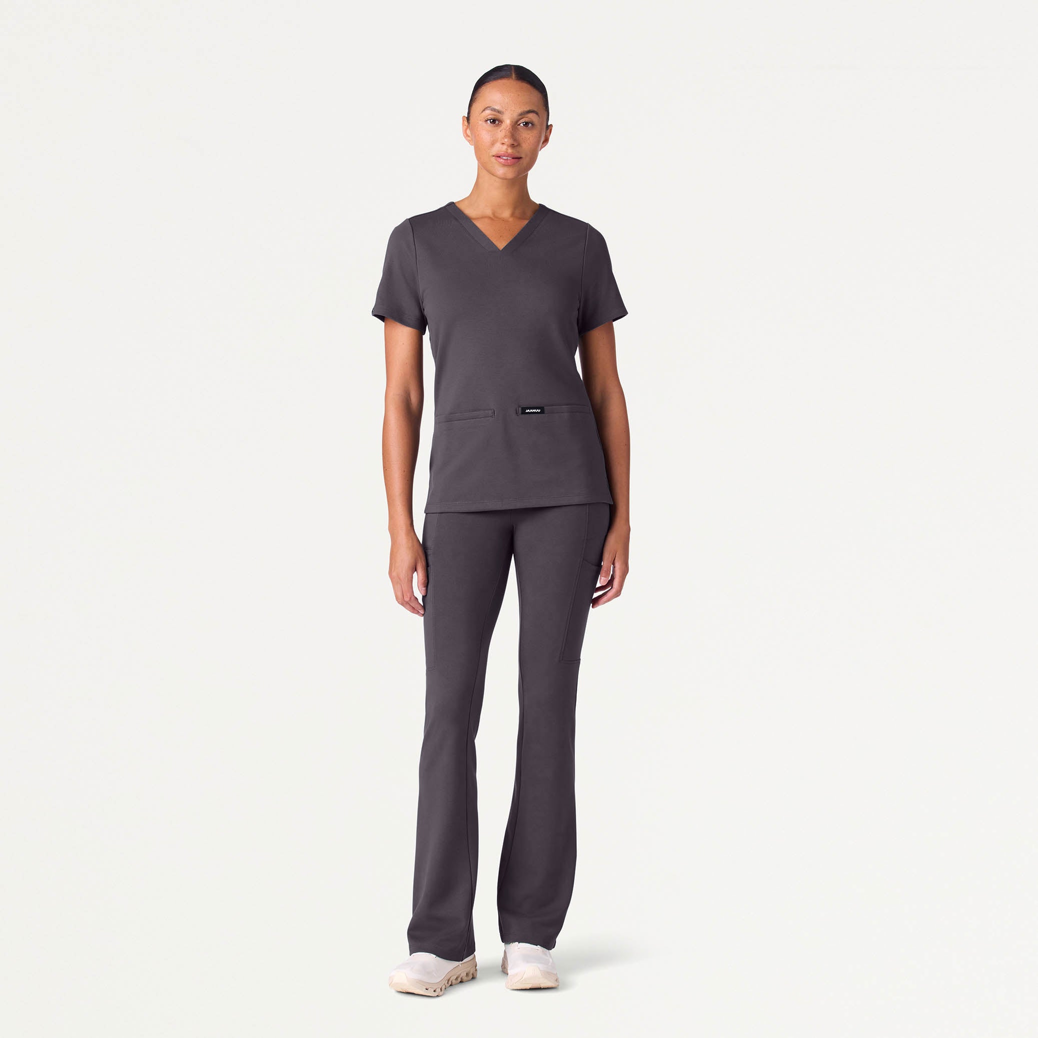 Cesi Slim UltraSOFT™ Scrub Top - Harbor Gray