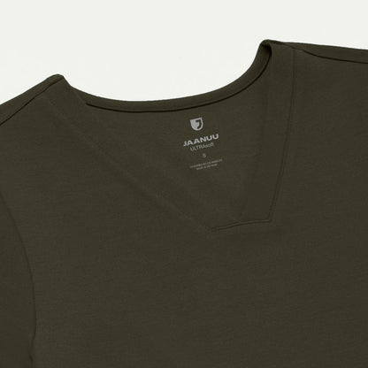 Cesi Slim UltraSOFT Scrub Top - Deep Olive