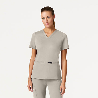 Cesi Slim UltraSOFT Scrub Top - Fog
