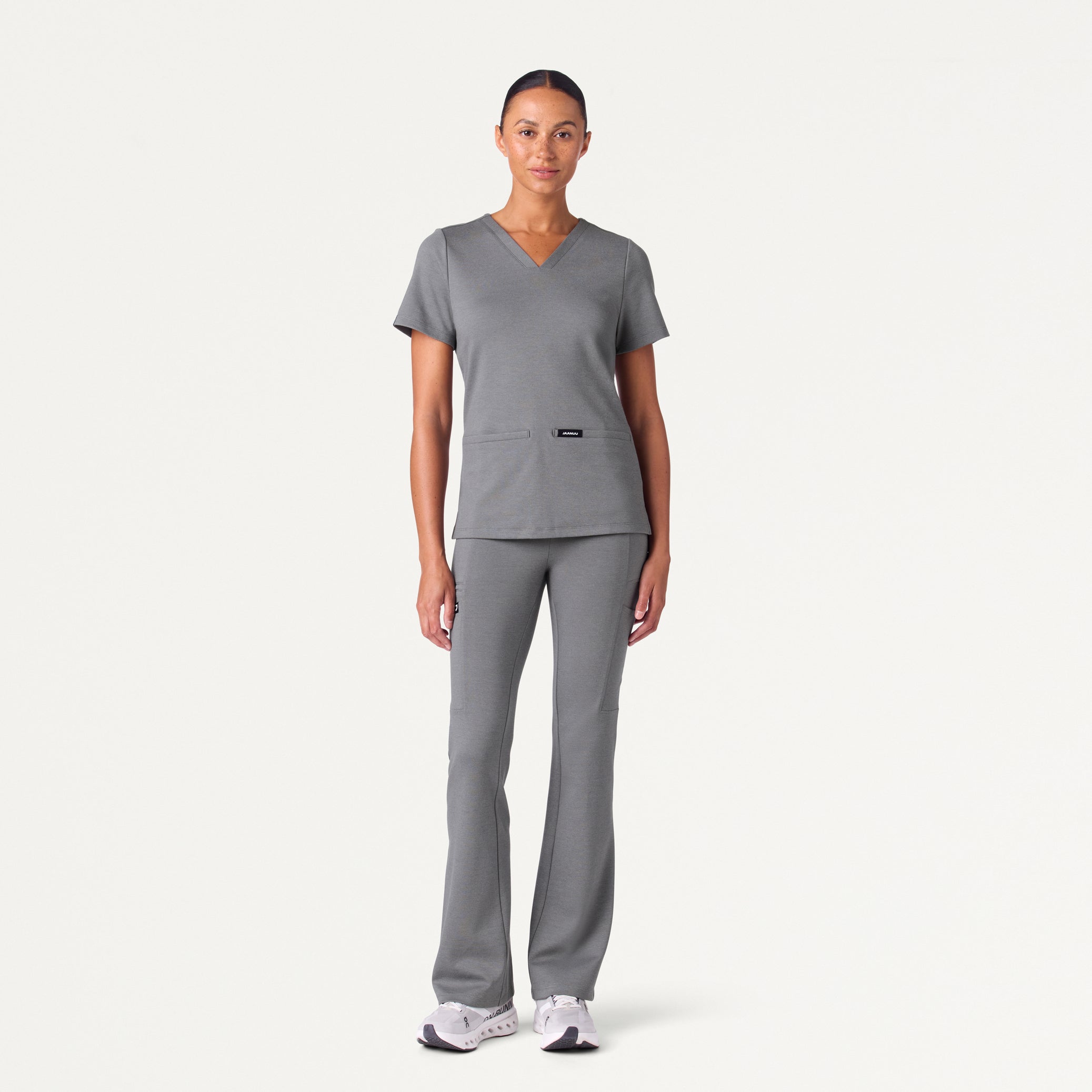 Cesi Slim UltraSOFT™ Scrub Top - Graphite