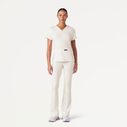 Cesi Slim UltraSOFT™ Scrub Top - Frost