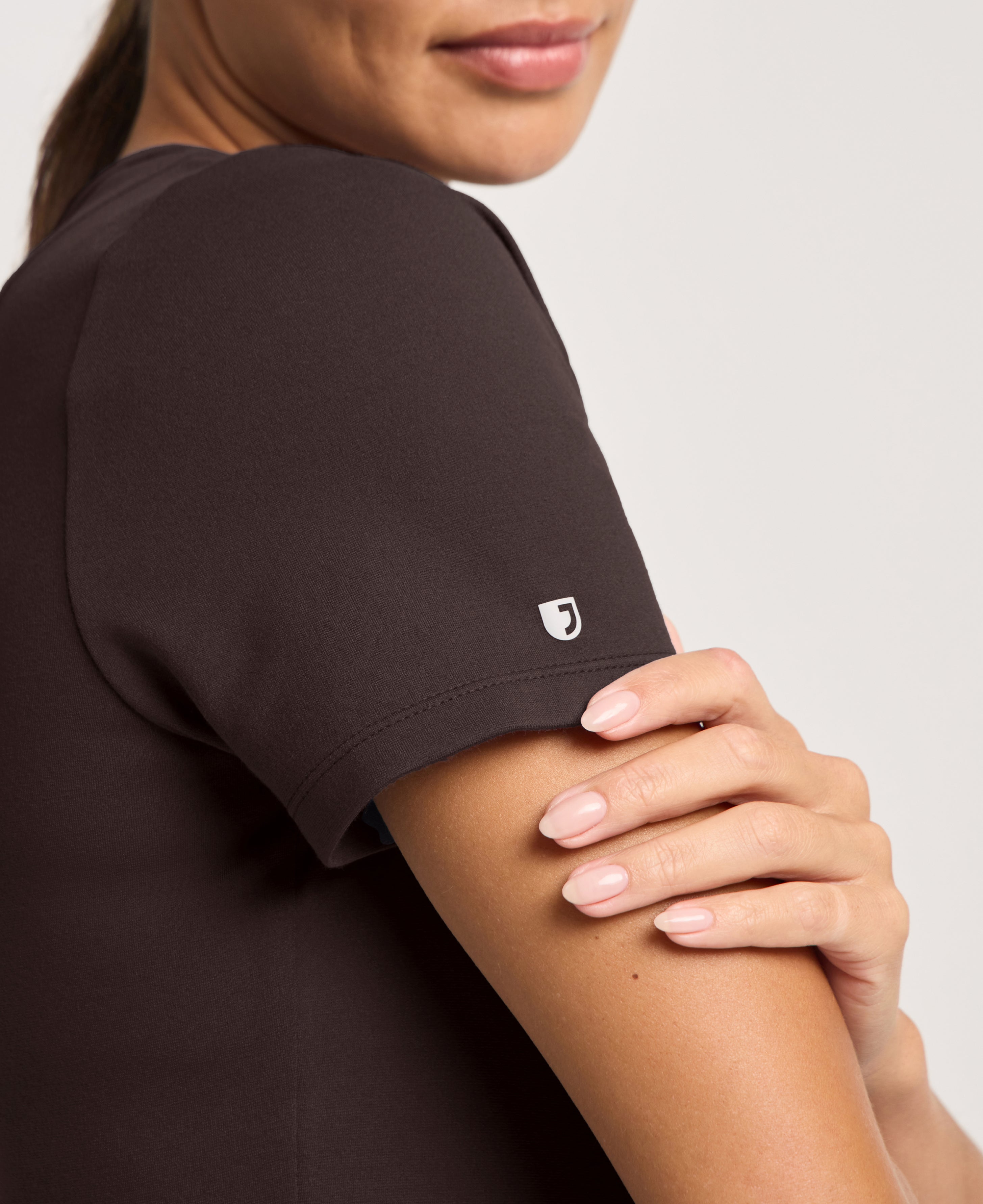 Kass Slim 4-Pocket Scrub Top - Espresso