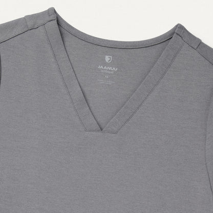 Kass Slim 4-Pocket UltraSOFT™ Scrub Top - Graphite