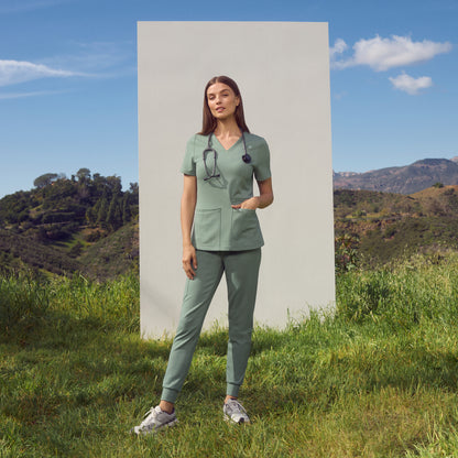 Kass Slim 4-Pocket Scrub Top - Sage