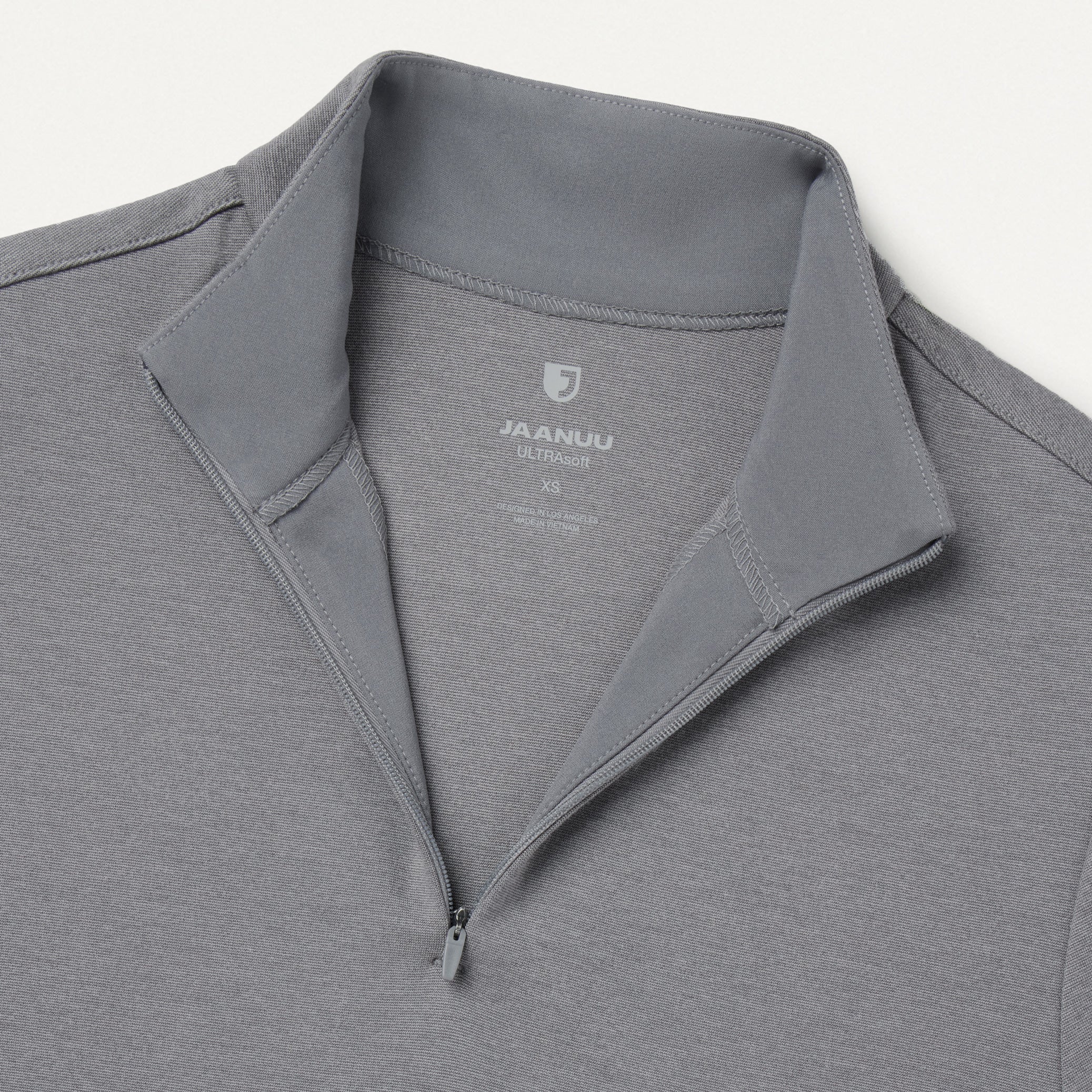 Astra Slim Half-Zip Scrub Top - Graphite | JAANUU