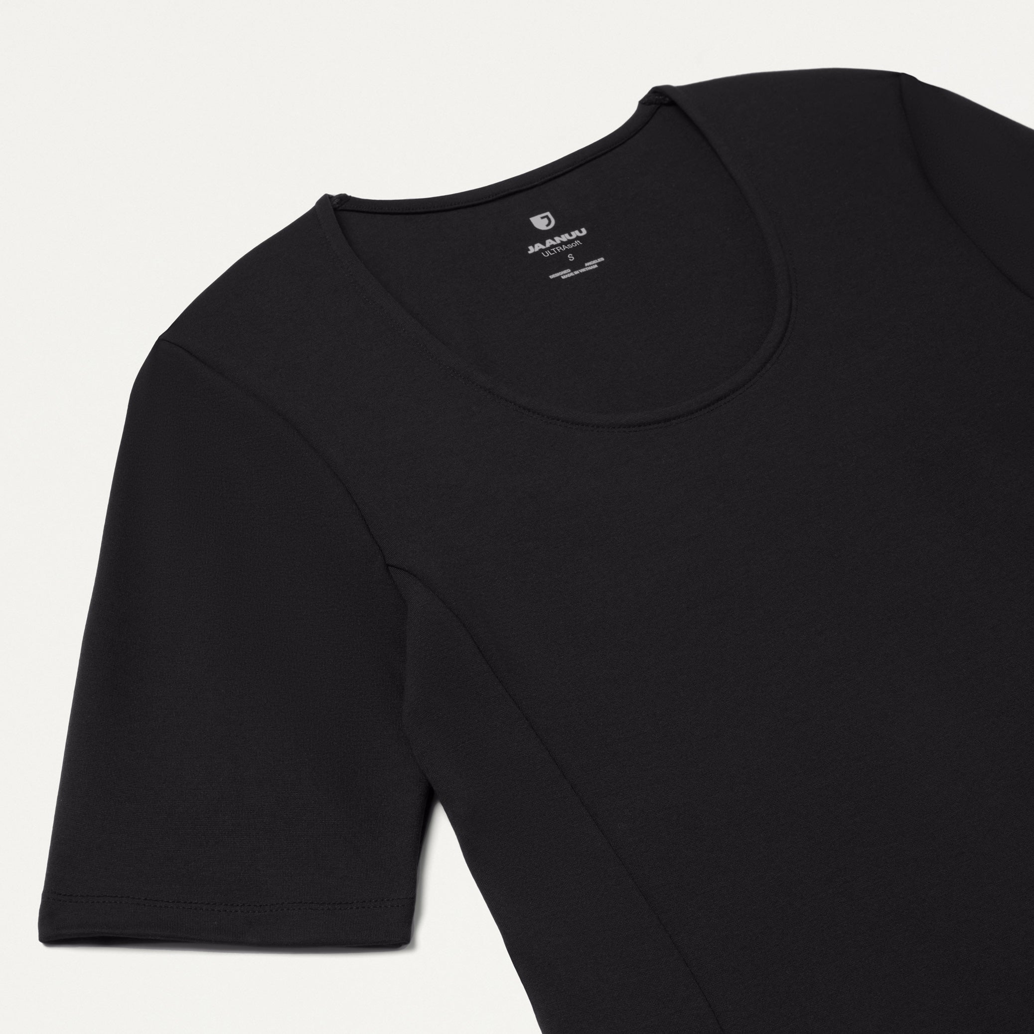 Cora U-Neck UltraSOFT™ Scrub Top - Black – JAANUU
