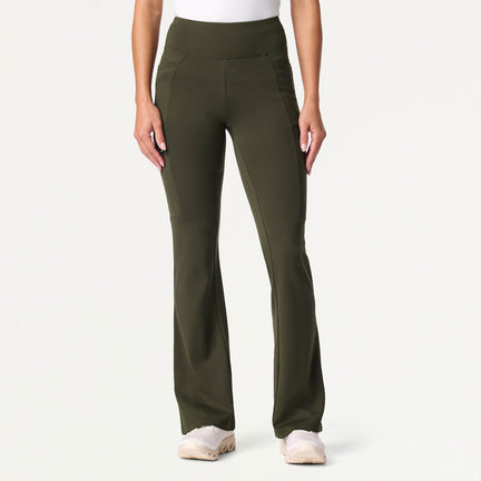 Perri Yoga Scrub Pant - Deep Olive