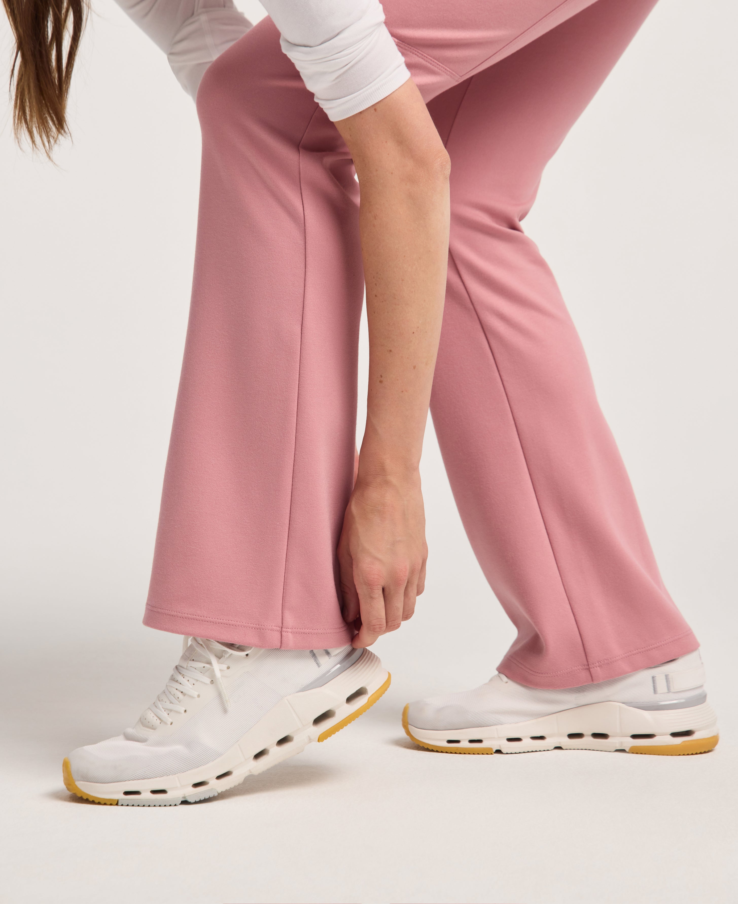Jaanuu Perri Yoga Scrub Pant in Mauve, product photo 6 of 6