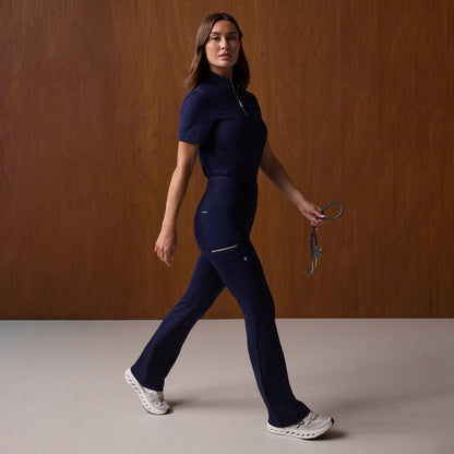 Perri Yoga Scrub Pant - Midnight Navy + Silver Zip