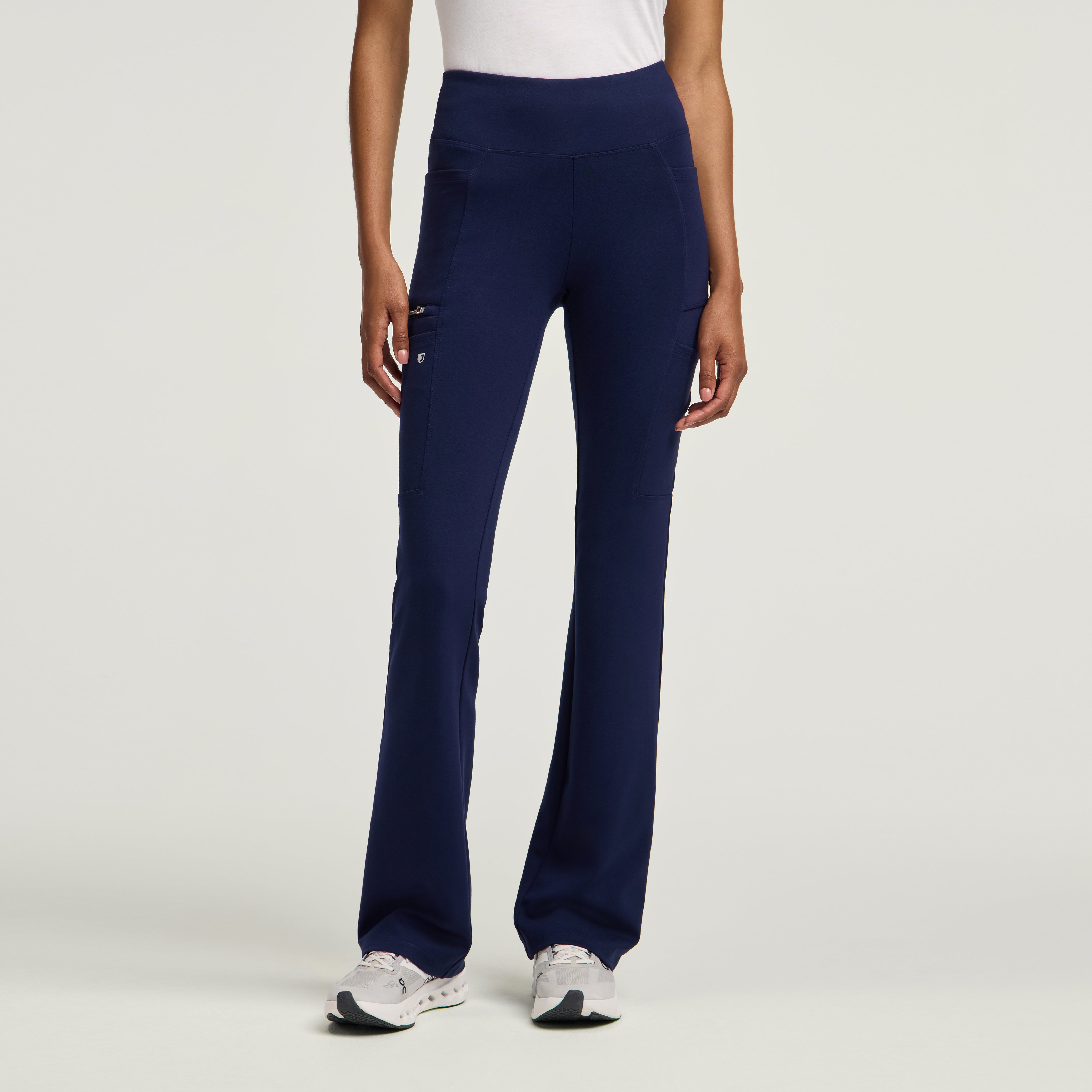 Perri Yoga Scrub Pant - Midnight Navy + Silver Zip