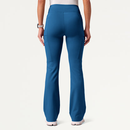 Perri UltraSOFT™ Yoga Scrub Pant - Ocean