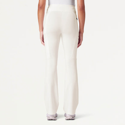 Perri UltraSOFT™ Yoga Scrub Pant - Frost