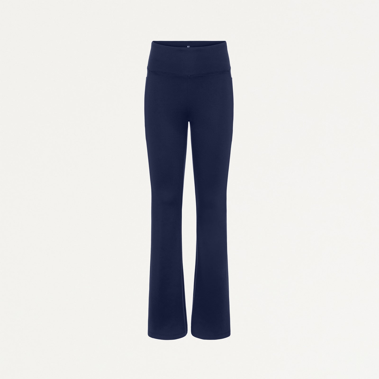 Lina UltraSOFT Yoga Flare Scrub Pant Midnight Navy – Jaanuu