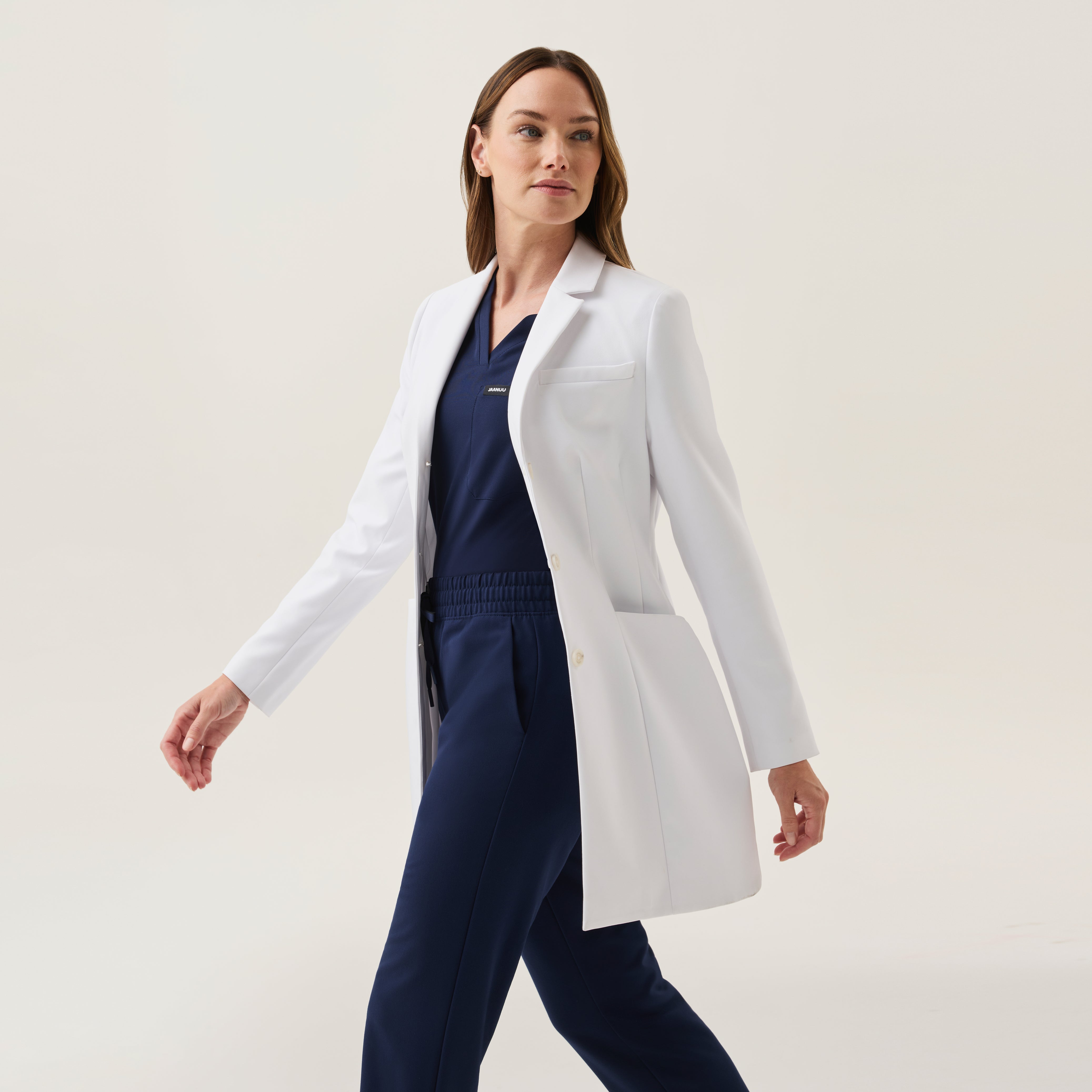 Linea 34" White Coat - White