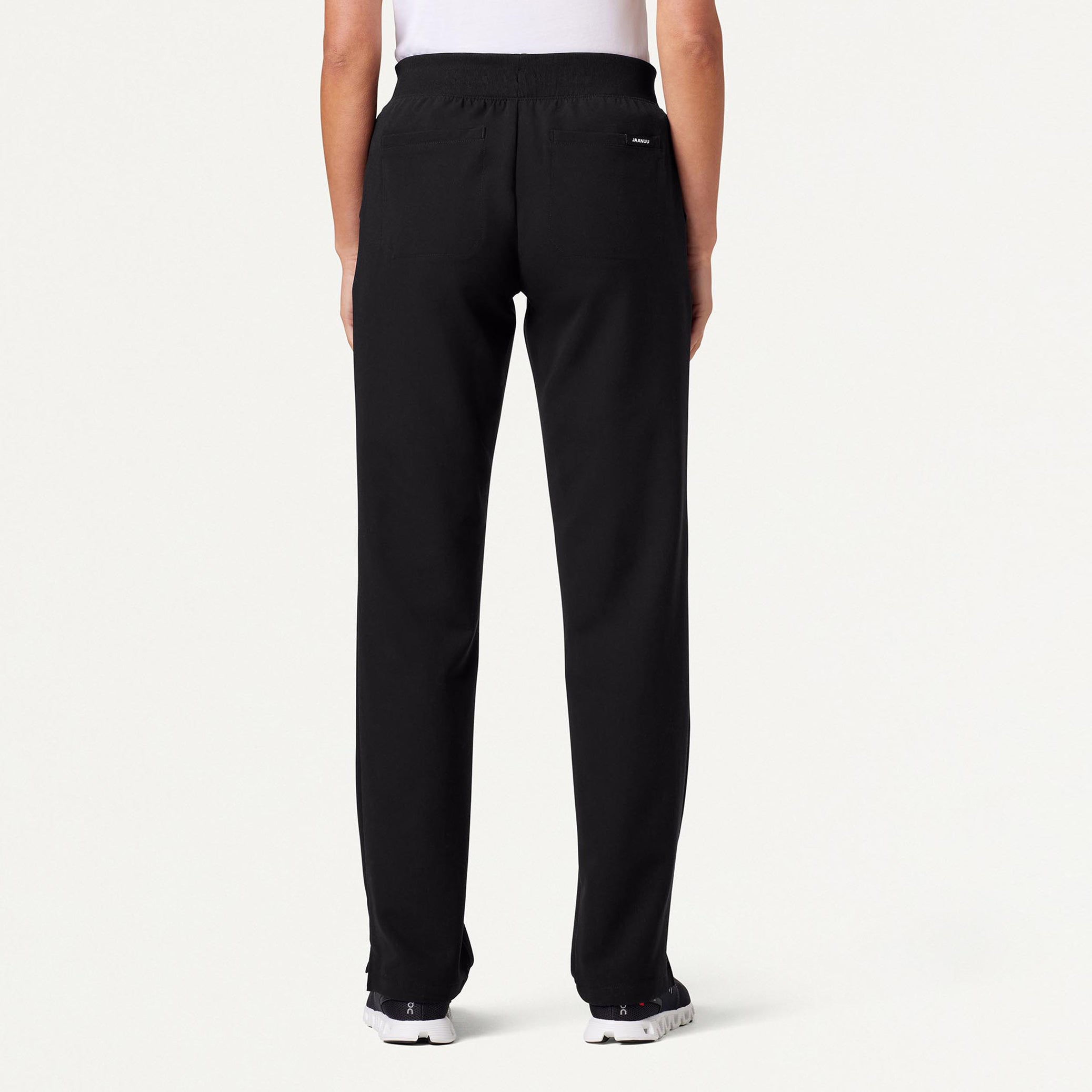 Woman wearing Black scrubs