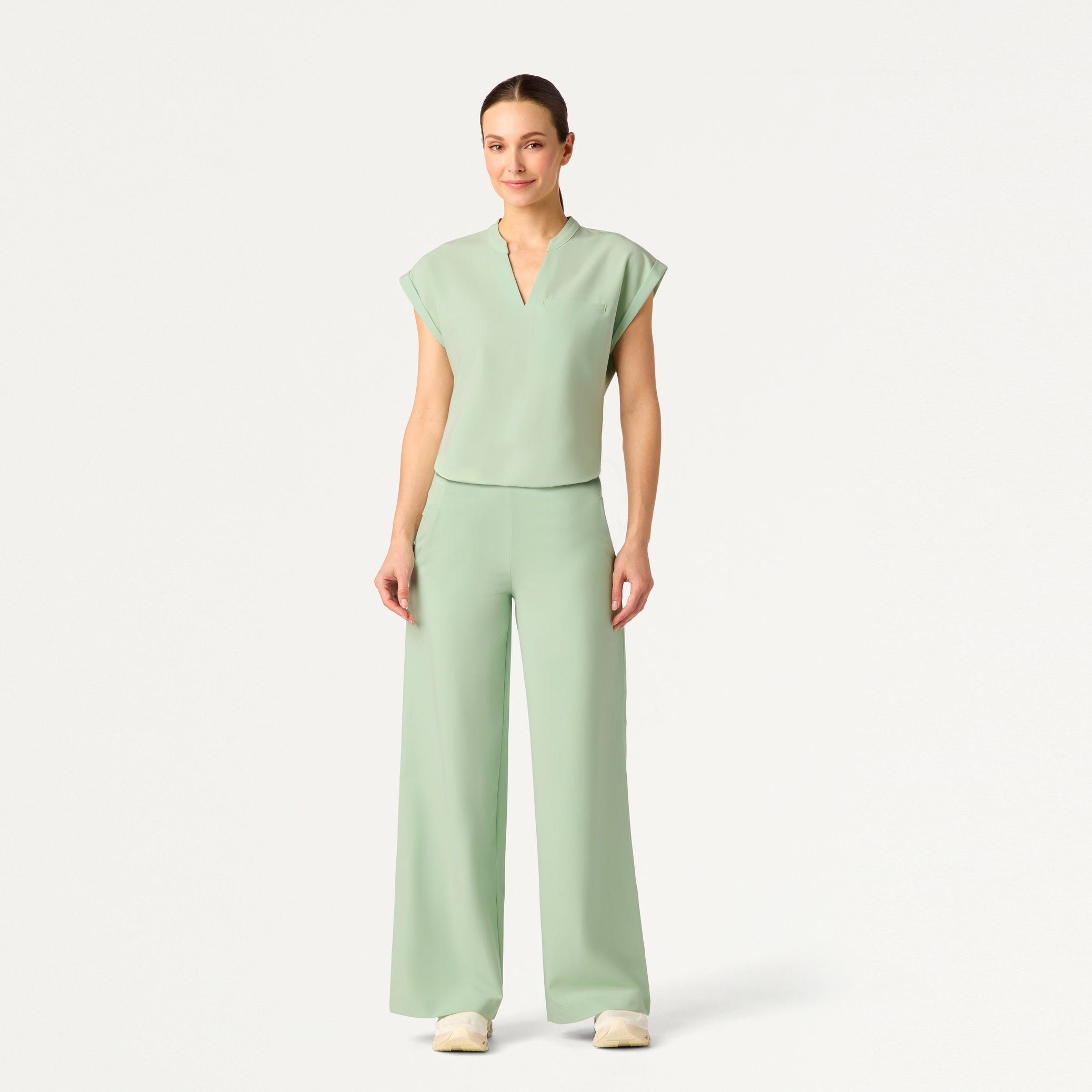 The Relaxed Scrub Set - Mint