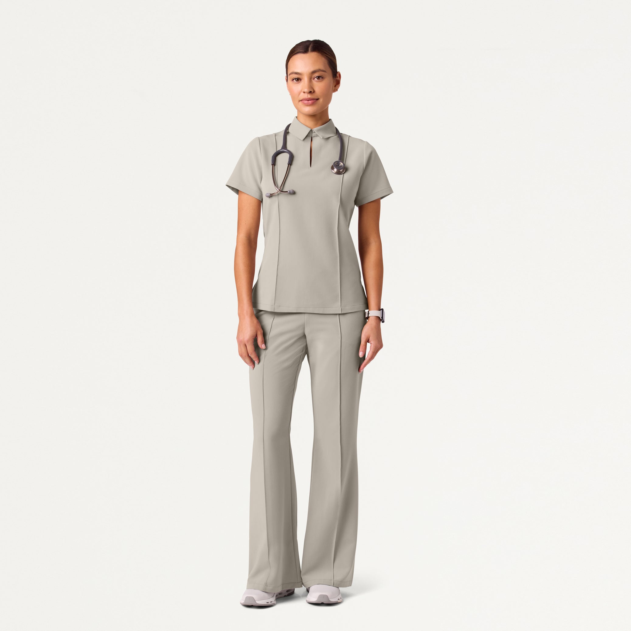 Woman wearing Fog scrub set