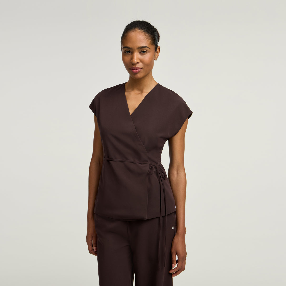 The Wrap Scrub Set - Espresso
